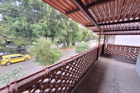 Casa para alugar com 200m², 3 quartos e 2 vagas Casa para alugar com 200m², 3 quartos e 2 vagasVaranda