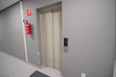 Apartamento para alugar com 52m², 2 quartos e 1 vagaElevador