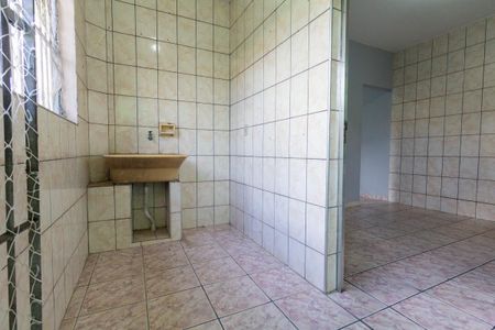 Casa para alugar com 67m², 2 quartos e sem vagaÁrea de Serviço