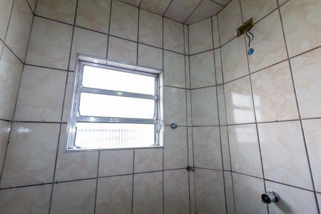 Casa para alugar com 67m², 2 quartos e sem vagaBanheiro