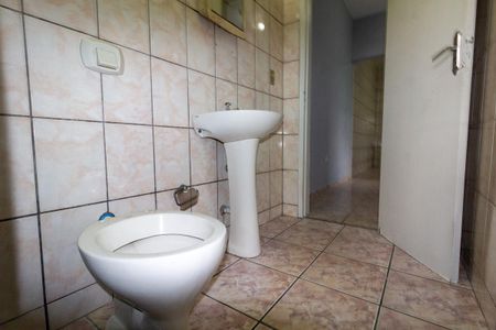 Casa para alugar com 67m², 2 quartos e sem vagaBanheiro