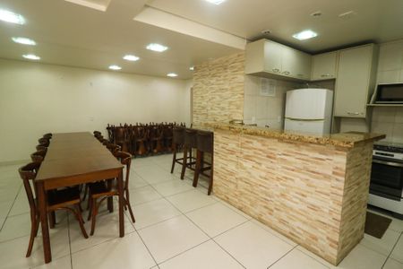 Apartamento para alugar com 82m², 2 quartos e 1 vaga Apartamento para alugar com 82m², 2 quartos e 1 vagaÁrea comum - Salão de festas
