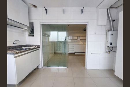 Apartamento para alugar com 160m², 4 quartos e 2 vagasCozinha e Área de Serviço