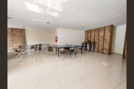 Apartamento para alugar com 160m², 4 quartos e 2 vagasÁrea comum - Salão de festas