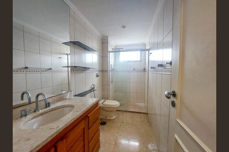 Banheiro da Suíte de apartamento para alugar com 4 quartos, 160m² em Santo Amaro, São Paulo