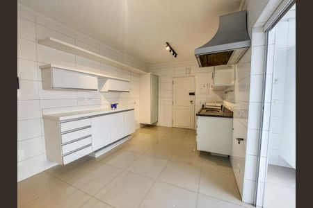 Apartamento para alugar com 160m², 4 quartos e 2 vagasCozinha