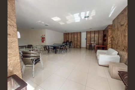 Apartamento para alugar com 160m², 4 quartos e 2 vagasÁrea comum - Salão de festas