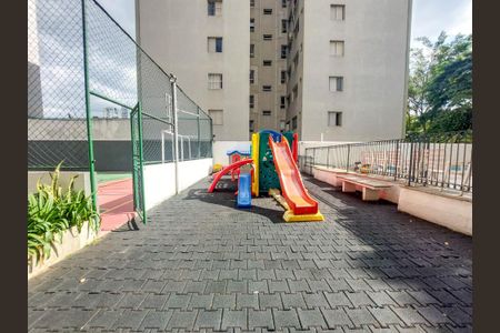 Apartamento para alugar com 160m², 4 quartos e 2 vagasÁrea comum - Playground