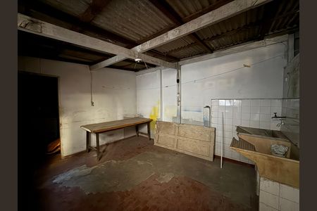 Casa para alugar com 300m², 3 quartos e 2 vagas