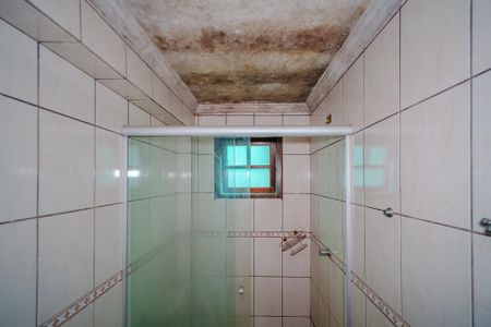 Banheiro de casa para alugar com 1 quarto, 45m² em Raposo Tavares, São Paulo
