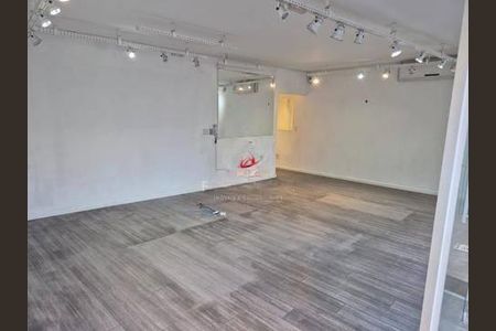 Casa à venda com 3 quartos, 327m² em Campo Belo, São Paulo
