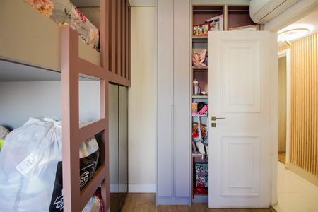 Apartamento para alugar com 133m², 3 quartos e 2 vagas Apartamento para alugar com 133m², 3 quartos e 2 vagasQuarto Suite 2