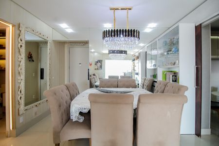 Apartamento para alugar com 133m², 3 quartos e 2 vagas Apartamento para alugar com 133m², 3 quartos e 2 vagasSala