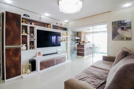 Apartamento para alugar com 133m², 3 quartos e 2 vagas Apartamento para alugar com 133m², 3 quartos e 2 vagasSala
