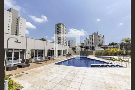 Apartamento para alugar com 133m², 3 quartos e 2 vagas Apartamento para alugar com 133m², 3 quartos e 2 vagasÁrea comum - Piscina