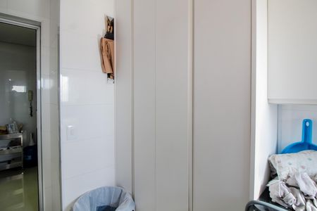 Apartamento para alugar com 133m², 3 quartos e 2 vagas Apartamento para alugar com 133m², 3 quartos e 2 vagasÁrea de Serviço