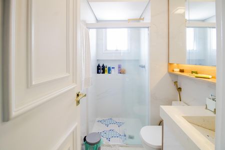Apartamento para alugar com 133m², 3 quartos e 2 vagas Apartamento para alugar com 133m², 3 quartos e 2 vagasQuarto Suite 1 - Banheiro