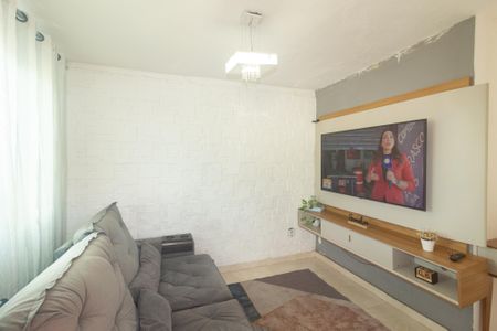Casa para alugar com 80m², 2 quartos e sem vaga Casa para alugar com 80m², 2 quartos e sem vagaSala