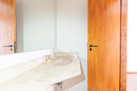 Apartamento para alugar com 150m², 3 quartos e 2 vagasLavabo
