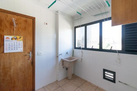 Apartamento para alugar com 150m², 3 quartos e 2 vagasÁrea de Serviço