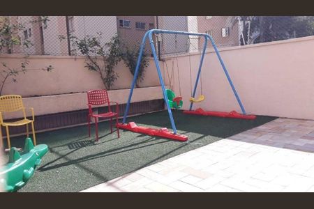Apartamento para alugar com 148m², 4 quartos e 3 vagas