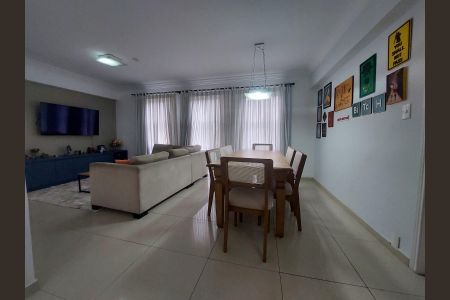 Apartamento à venda com 95m², 3 quartos e 1 vaga Apartamento à venda com 95m², 3 quartos e 1 vagaSala