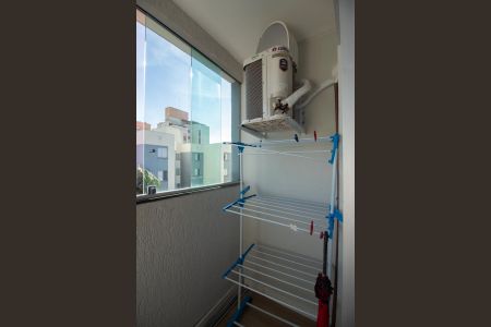 Apartamento à venda com 60m², 2 quartos e 1 vaga Apartamento à venda com 60m², 2 quartos e 1 vagaVaranda da Sala