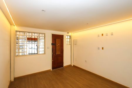 Casa para alugar com 91m², 3 quartos e 1 vagaSala