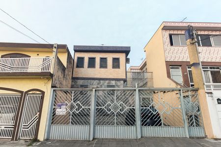 Casa de condomínio para alugar com 80m², 2 quartos e 1 vaga Casa de condomínio para alugar com 80m², 2 quartos e 1 vagaFachada
