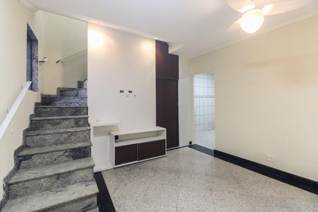 Casa de condomínio para alugar com 80m², 2 quartos e 1 vaga Casa de condomínio para alugar com 80m², 2 quartos e 1 vagaSala