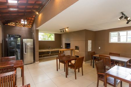 Apartamento para alugar com 60m², 2 quartos e 1 vaga Apartamento para alugar com 60m², 2 quartos e 1 vagaÁrea comum - Churrasqueira