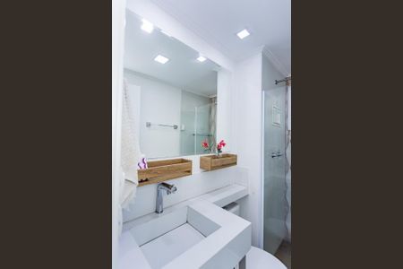 Apartamento para alugar com 60m², 2 quartos e 1 vaga Apartamento para alugar com 60m², 2 quartos e 1 vagaBanheiro