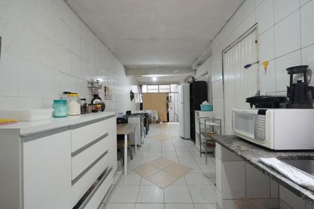 Casa para alugar com 180m², 3 quartos e sem vagaSalão