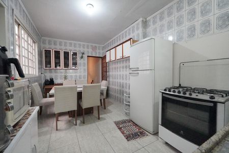 Casa para alugar com 180m², 3 quartos e sem vagaCozinha