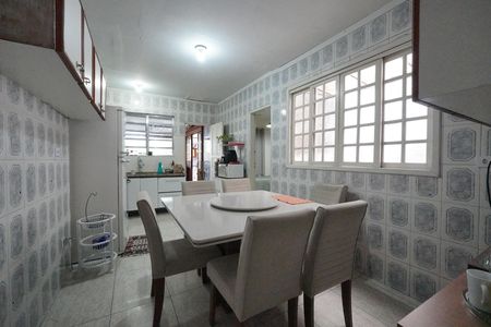 Casa para alugar com 180m², 3 quartos e sem vagaCozinha