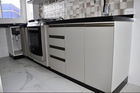 Apartamento para alugar com 42m², 2 quartos e sem vaga Apartamento para alugar com 42m², 2 quartos e sem vagaDetalhe - Cozinha