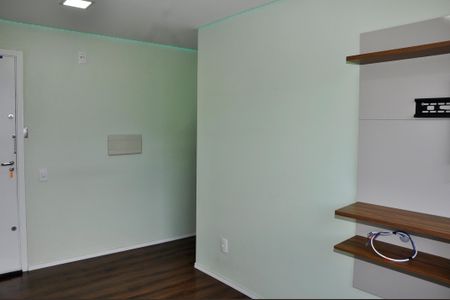 Apartamento para alugar com 42m², 2 quartos e sem vaga Apartamento para alugar com 42m², 2 quartos e sem vagaDetalhe - Sala e Sala de Jantar