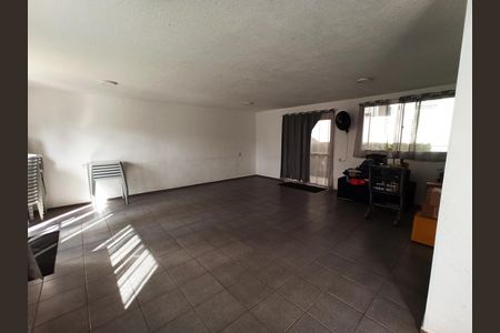 Apartamento para alugar com 42m², 2 quartos e sem vaga Apartamento para alugar com 42m², 2 quartos e sem vagaSalão de Festas