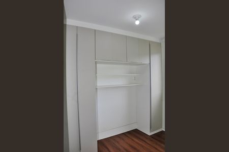 Apartamento para alugar com 42m², 2 quartos e sem vaga Apartamento para alugar com 42m², 2 quartos e sem vagaDetalhe - Quarto 01