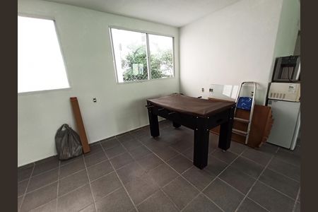 Apartamento para alugar com 42m², 2 quartos e sem vaga Apartamento para alugar com 42m², 2 quartos e sem vagaSalão de jogos