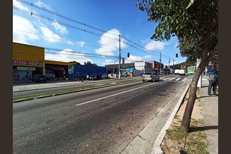 Apartamento para alugar com 42m², 2 quartos e sem vaga Apartamento para alugar com 42m², 2 quartos e sem vagaLocalização