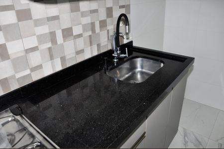 Apartamento para alugar com 42m², 2 quartos e sem vaga Apartamento para alugar com 42m², 2 quartos e sem vagaDetalhe - Cozinha
