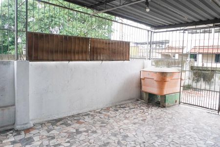 Casa para alugar com 45m², 2 quartos e sem vagaÁrea