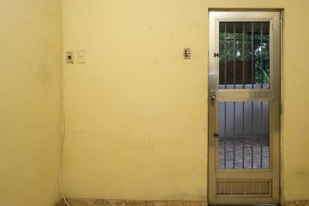 Sala de casa para alugar com 2 quartos, 45m² em Rocha Sobrinho, Mesquita
