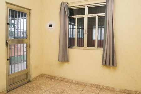 Casa para alugar com 45m², 2 quartos e sem vagaSala