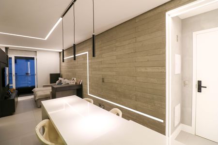 Sala / Cozinha de apartamento para alugar com 1 quarto, 47m² em Campo Belo, São Paulo