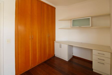 Casa para alugar com 275m², 5 quartos e 4 vagasSuíte 2