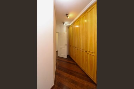 Casa para alugar com 275m², 5 quartos e 4 vagasSuíte 1