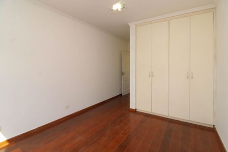 Casa para alugar com 275m², 5 quartos e 4 vagasSuíte 4