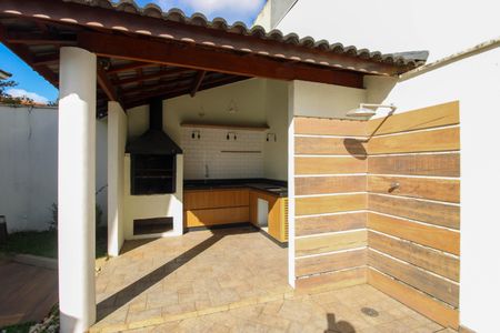 Casa para alugar com 275m², 5 quartos e 4 vagasChurrasqueira